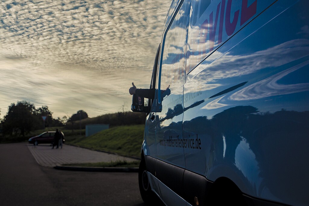 Mobiler Reifenservice und Reifenpannendienst Penev – Einsatzfahrzeug